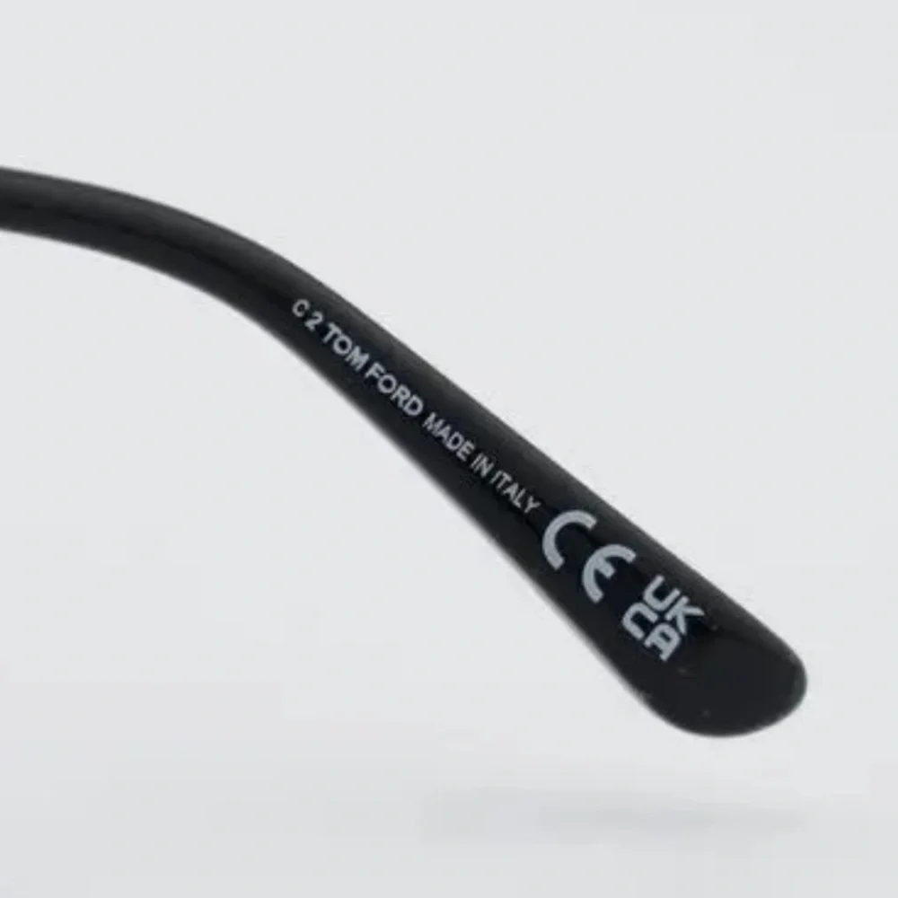 New! Tom Ford FT5994-B 001 Stylish Black Sunglasses Clip On Set, Authentic